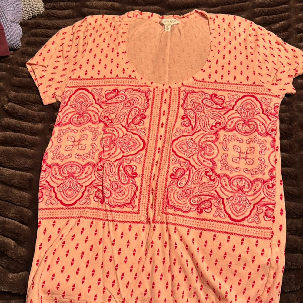 Lucky 🍀 Brand T
